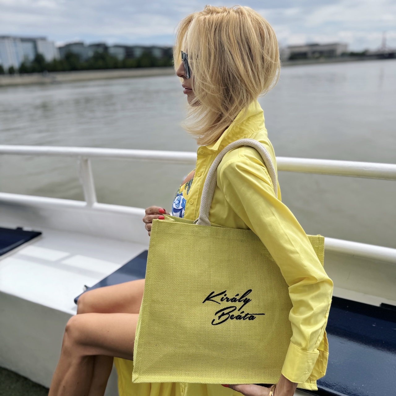 Lime_green_strandtaska_gitta