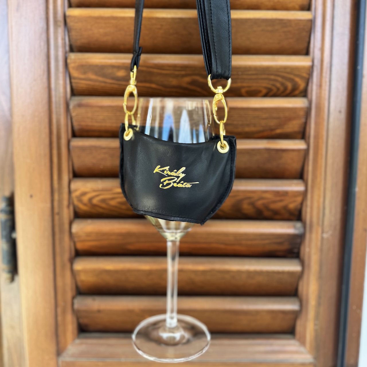 black Luxe Wine Glass To Go2